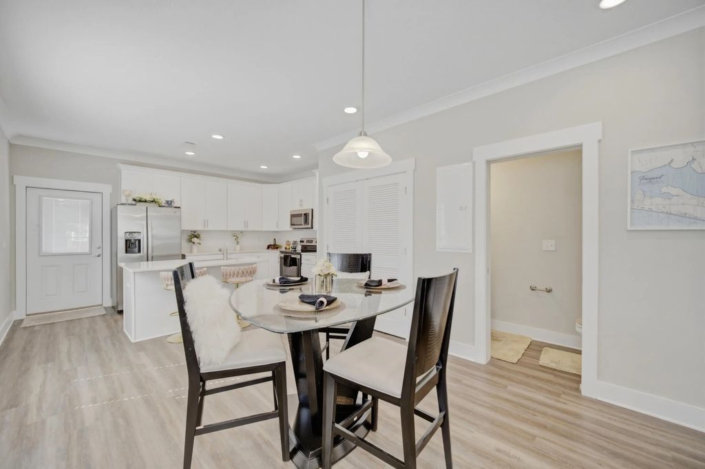 16 of 65 - 284 Date Palm Lane, Freeport, FL