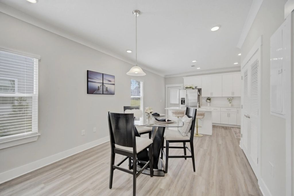 17 of 65 - 284 Date Palm Lane, Freeport, FL