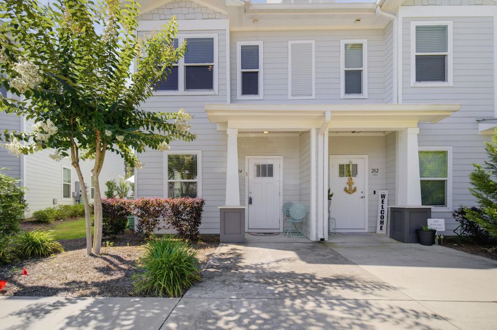 2 of 65 - 284 Date Palm Lane, Freeport, FL
