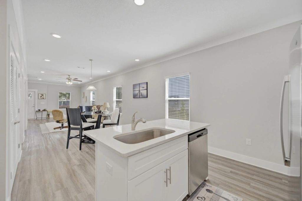 22 of 65 - 284 Date Palm Lane, Freeport, FL