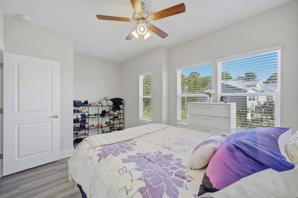 28 of 65 - 284 Date Palm Lane, Freeport, FL