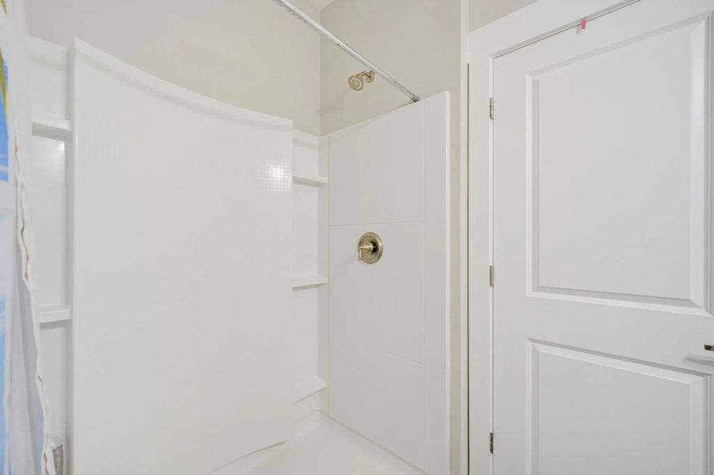 38 of 65 - 284 Date Palm Lane, Freeport, FL