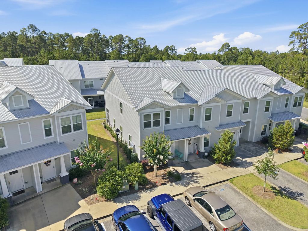 6 of 65 - 284 Date Palm Lane, Freeport, FL