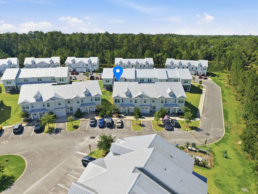 8 of 65 - 284 Date Palm Lane, Freeport, FL
