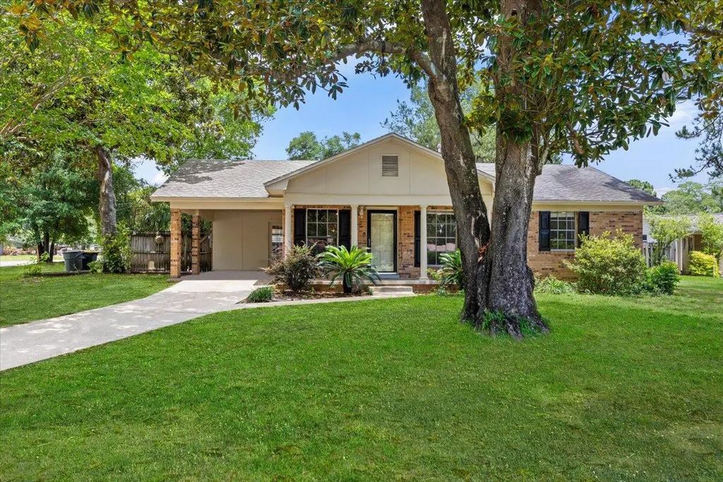 101 Ne Oregon Drive Ne, Fort Walton Beach