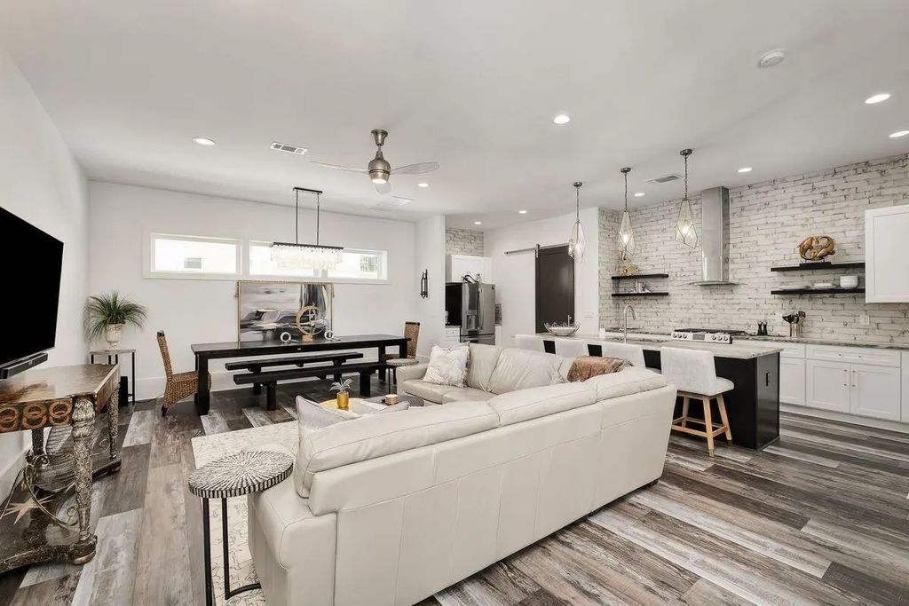 12 of 34 - 28 W Palm Beach Court, Miramar Beach, FL
