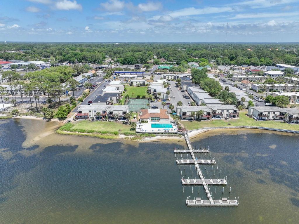 308 Sw Miracle Strip Parkway 3b, Fort Walton Beach