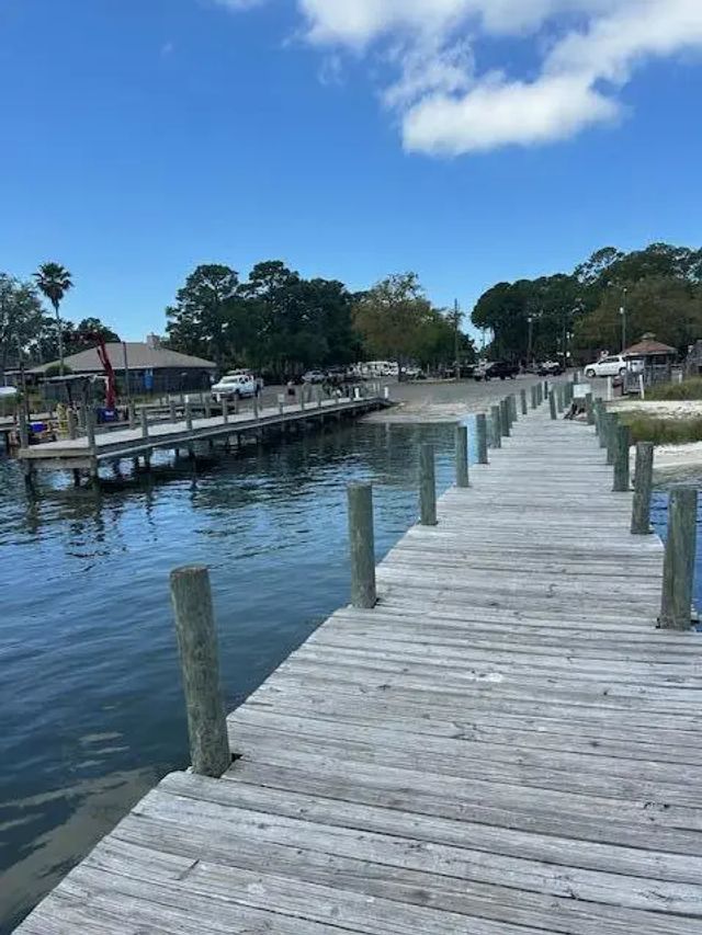 Photo of Listing #1004689