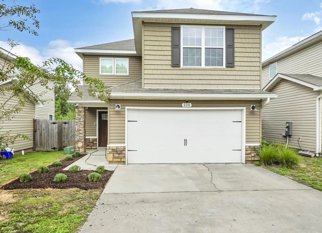 220 Wainwright Drive, Crestview