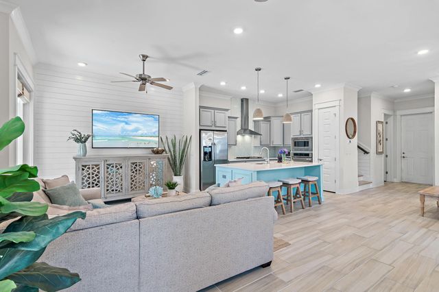 Photo of Listing #1004733