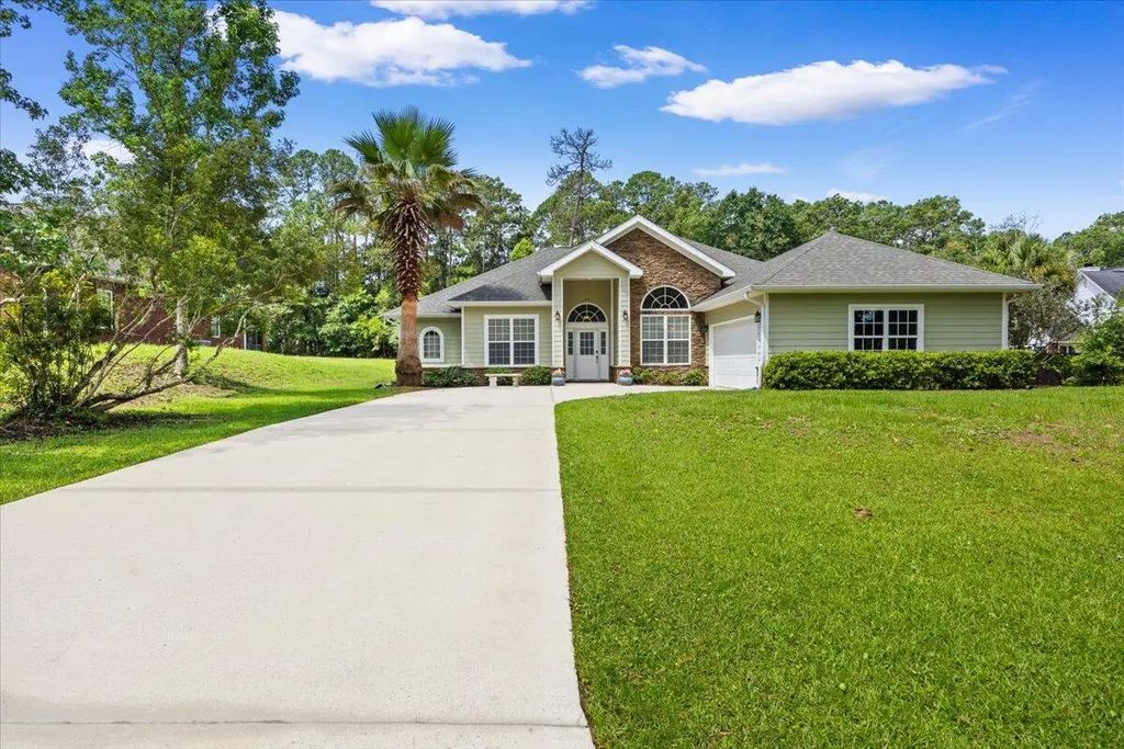 103 Par Court, Crestview