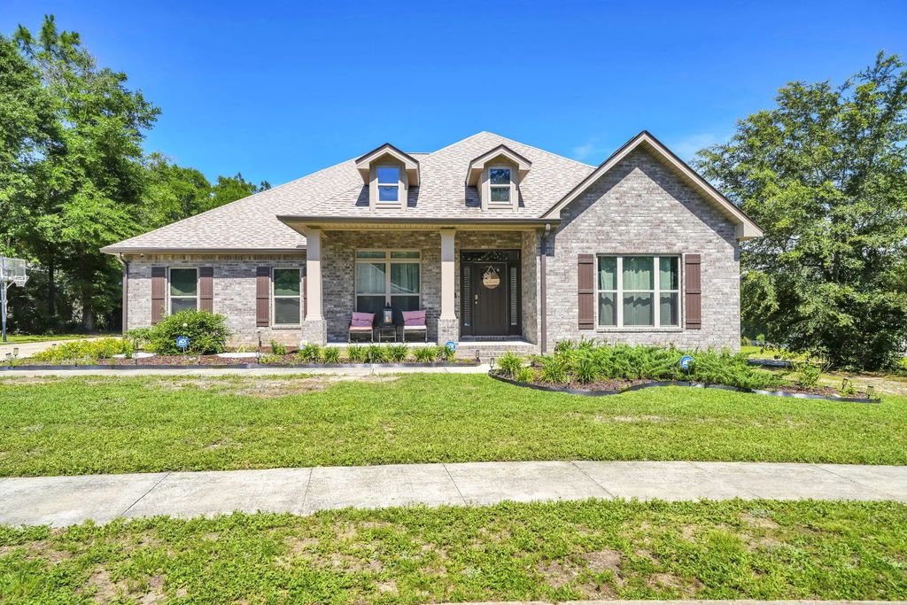 6001 Fiori Drive, Crestview