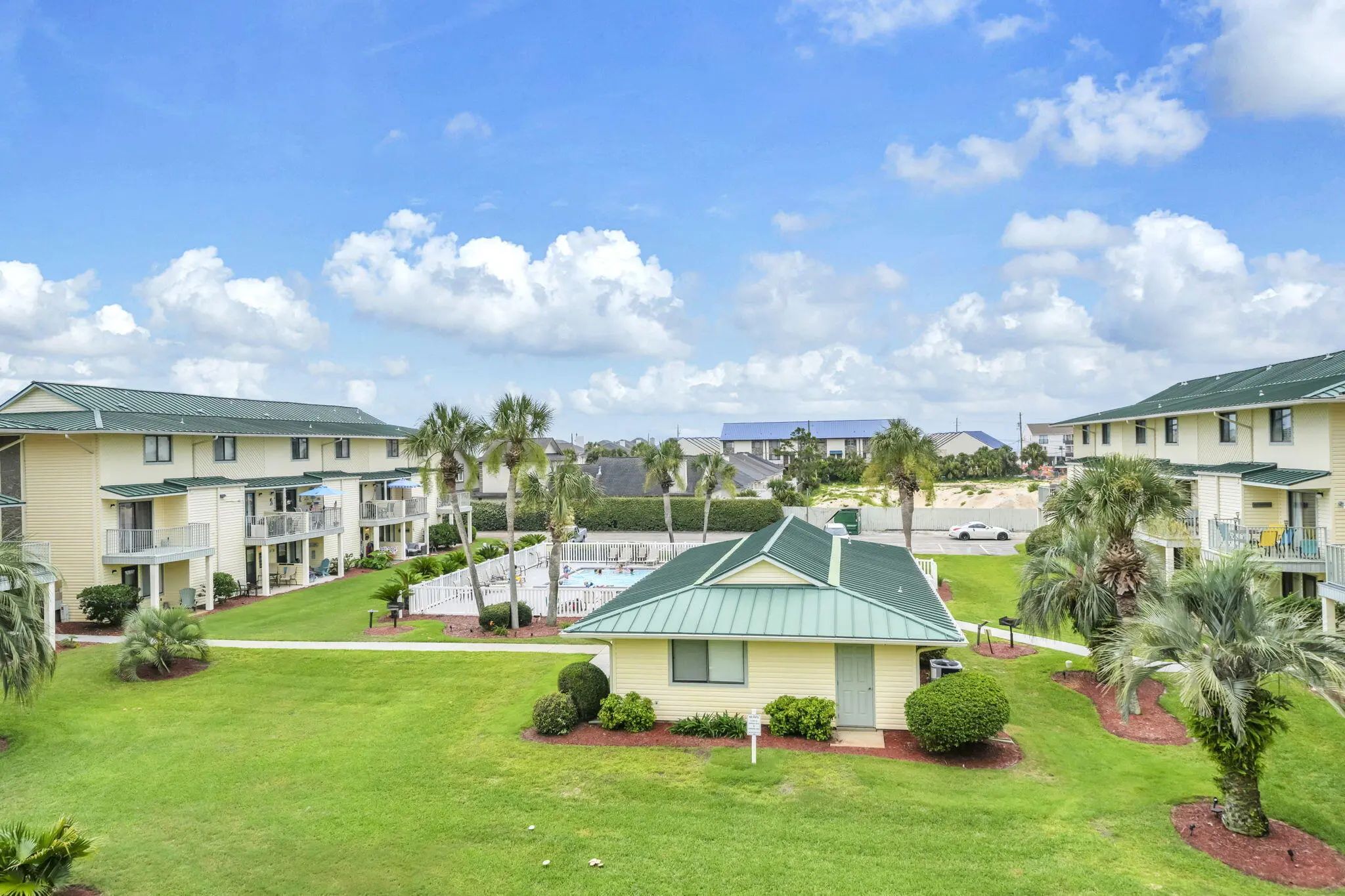 Photo of Listing #1005366