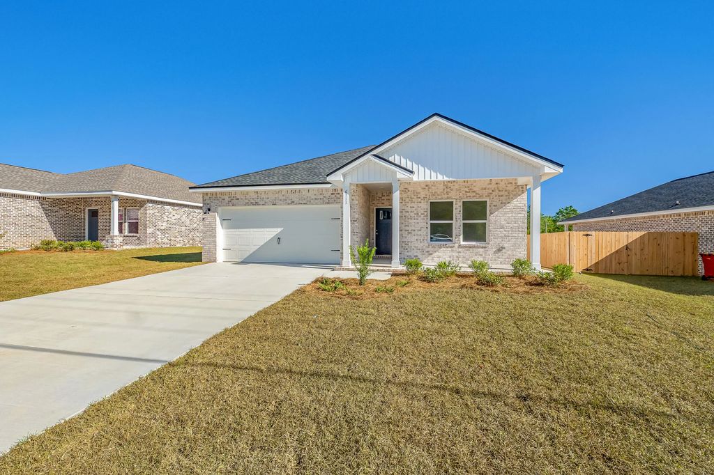 2824 Blackbird Court, Crestview