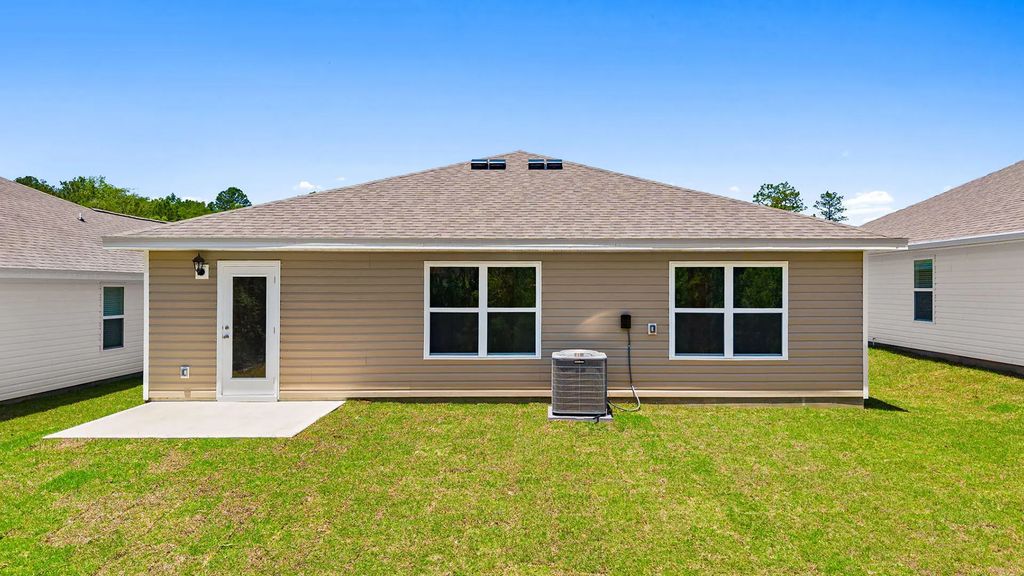 26 of 26 - 10 Country Side Way, Freeport, FL