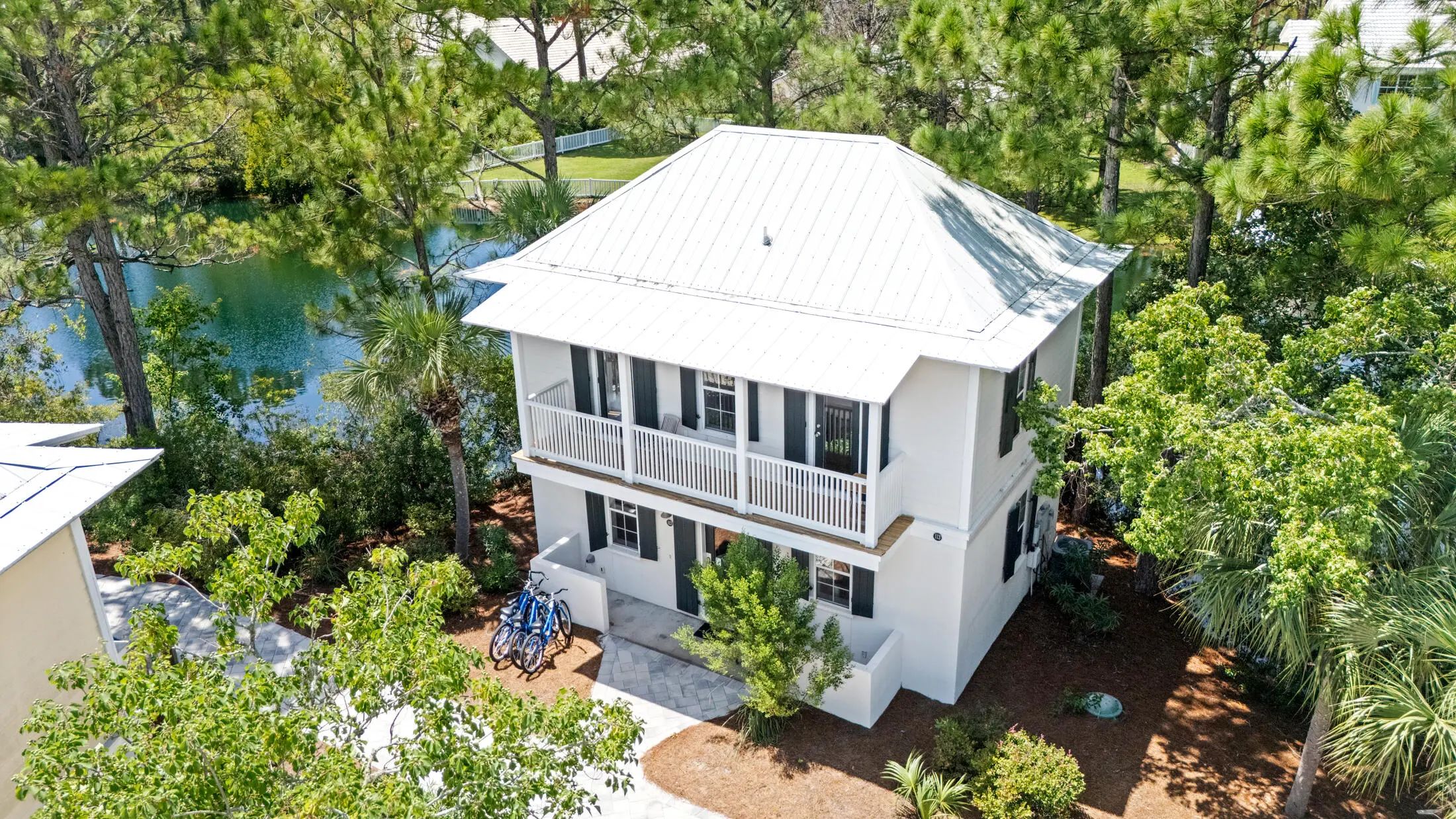 Photo of Listing #1004882