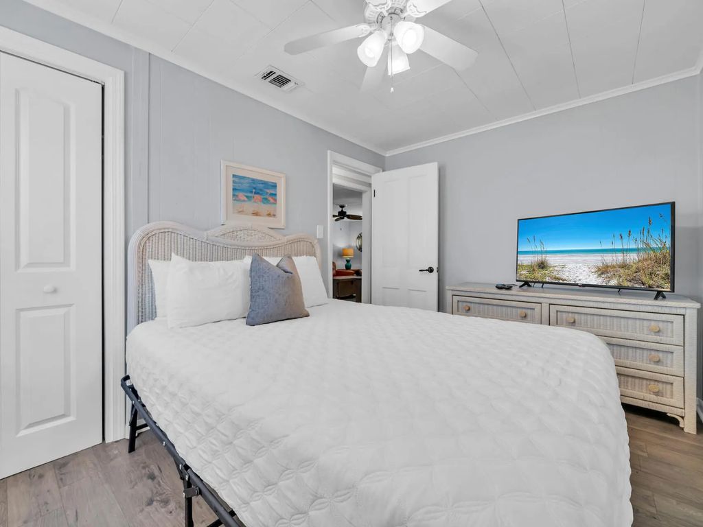25 of 54 - 125 Malaga Place, Panama City Beach, FL