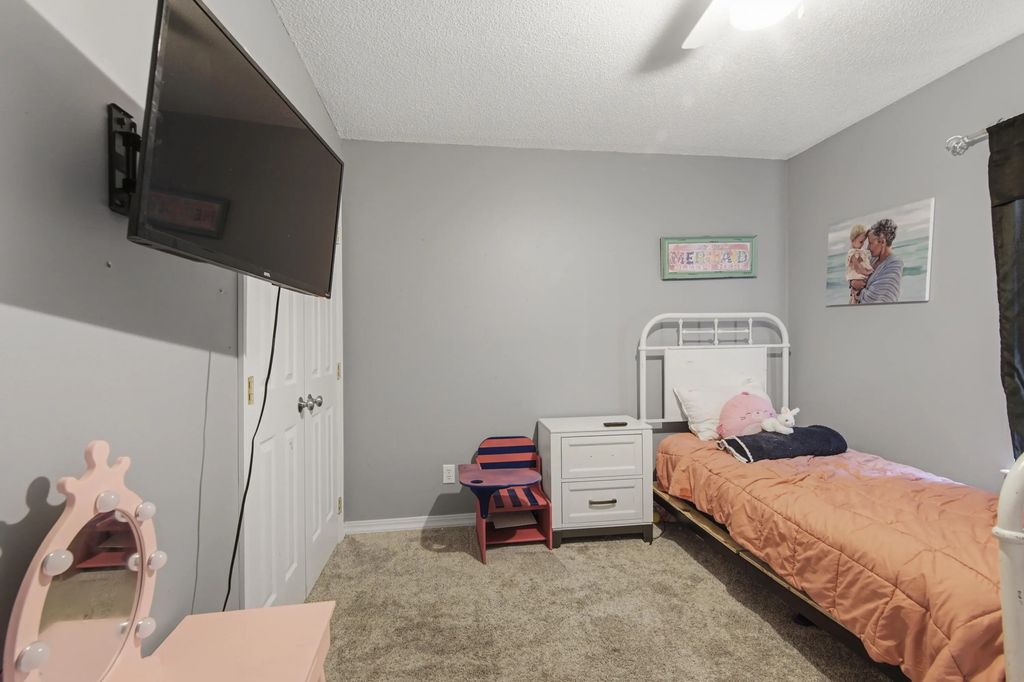 12 of 47 - 264 Johns Lane, Freeport, FL
