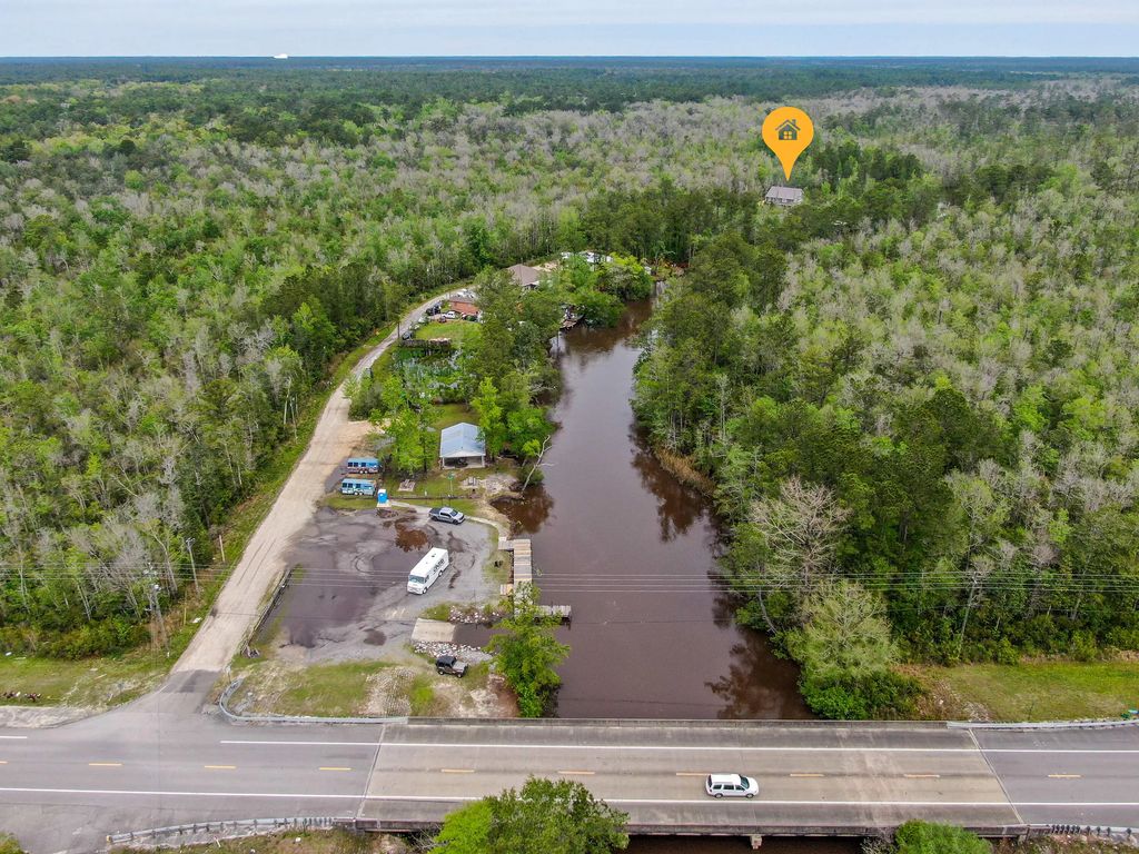6 of 47 - 264 Johns Lane, Freeport, FL