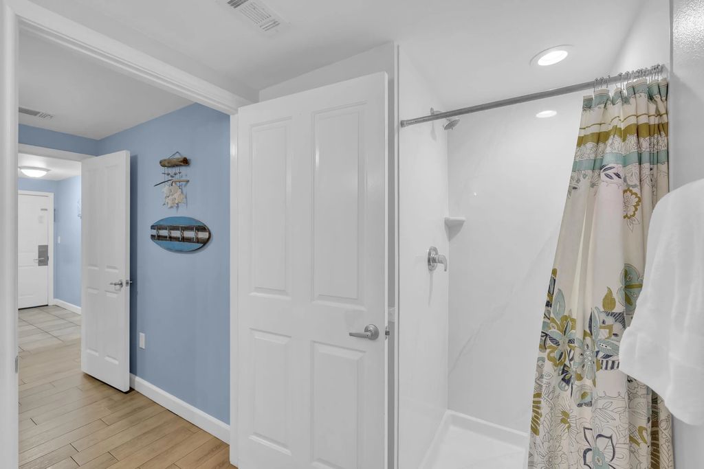 23 of 85 - 9900 S Thomas Drive 1207, Panama City Beach, FL