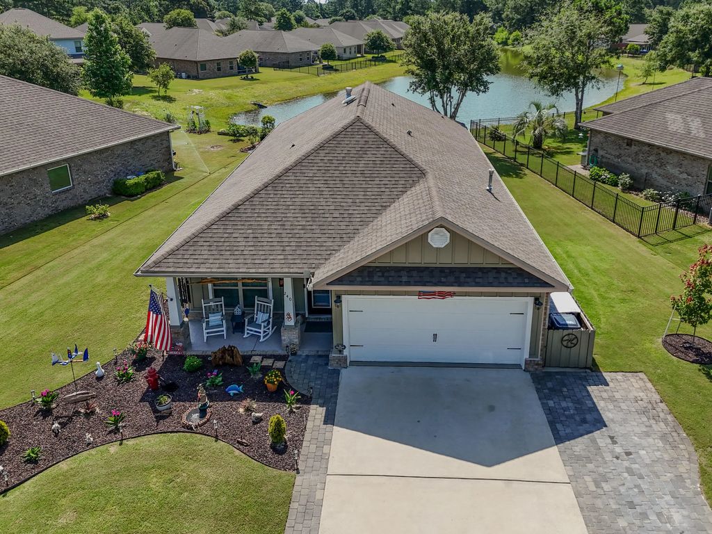 240 Whitman Way, Freeport