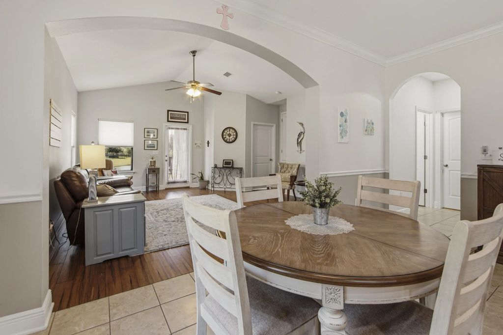 13 of 68 - 240 Whitman Way, Freeport, FL