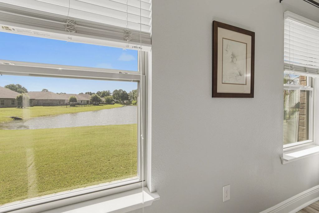 19 of 68 - 240 Whitman Way, Freeport, FL