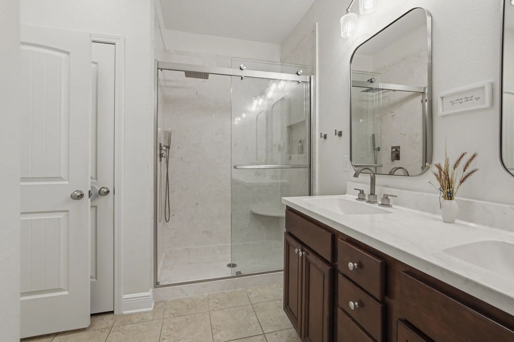 22 of 68 - 240 Whitman Way, Freeport, FL