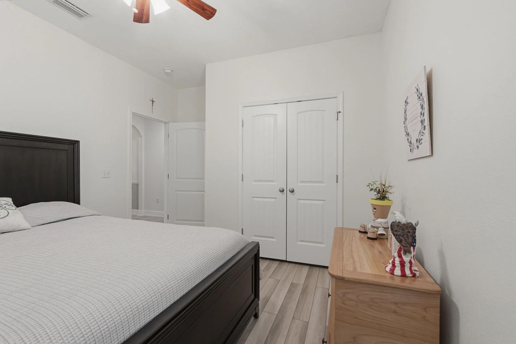 24 of 68 - 240 Whitman Way, Freeport, FL