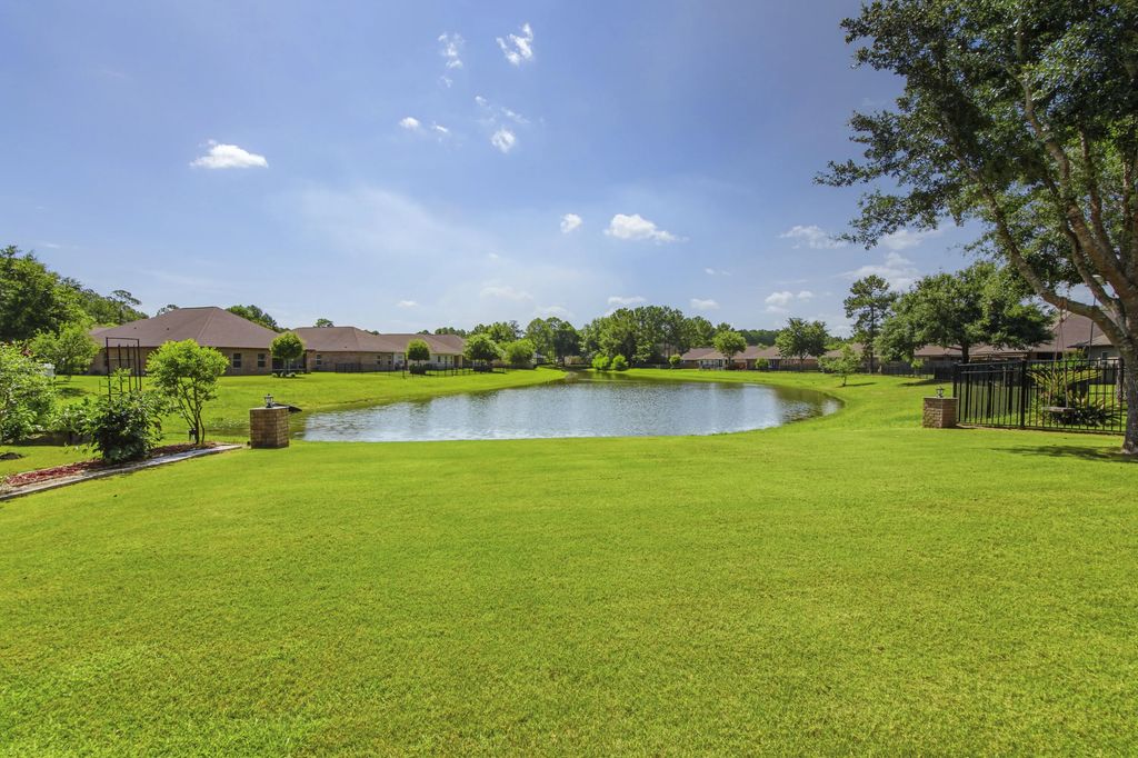 32 of 68 - 240 Whitman Way, Freeport, FL
