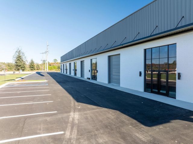 Photo of Listing #1004950