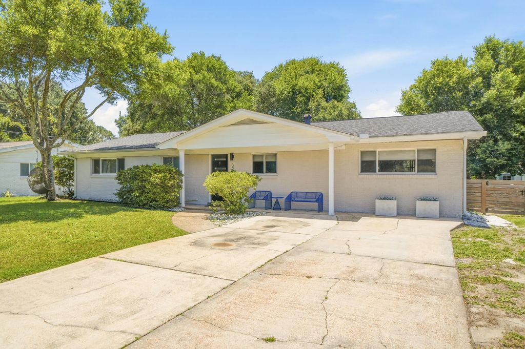 326 Nw Leah Miller Drive, Fort Walton Beach