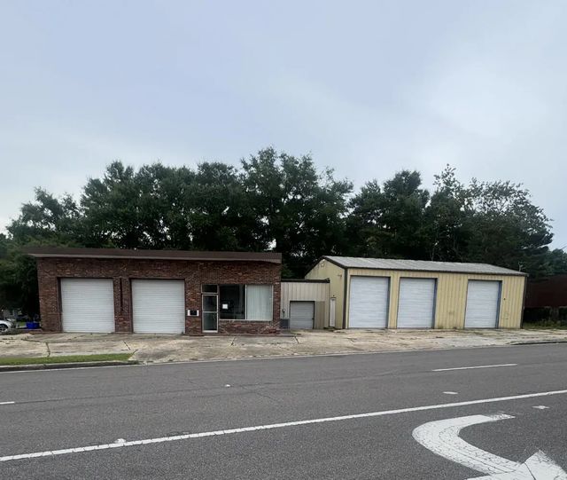 Photo of Listing #1005022