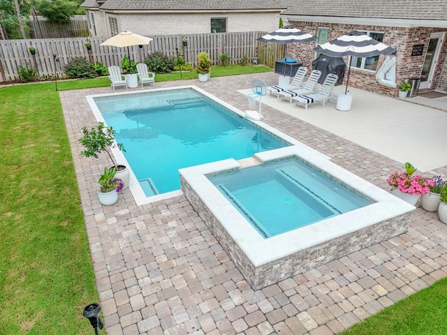 Photo of Listing #1005113