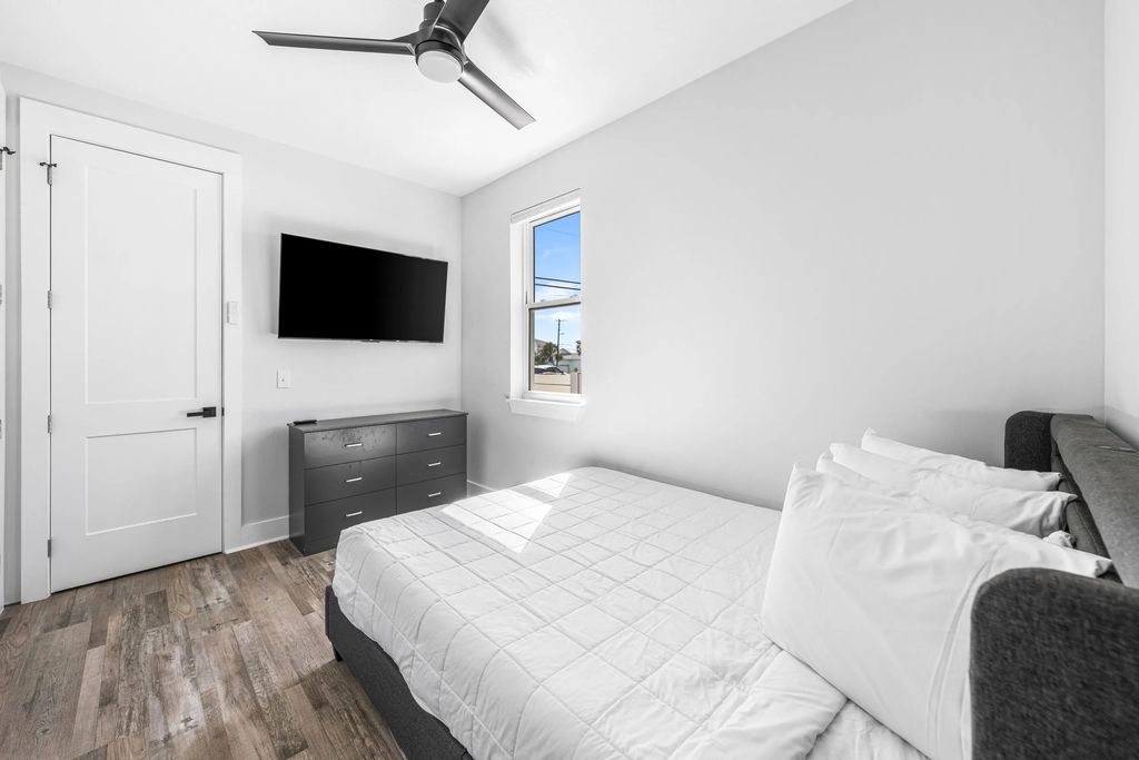 64 of 69 - 13310 Front Beach Road, Panama City Beach, FL
