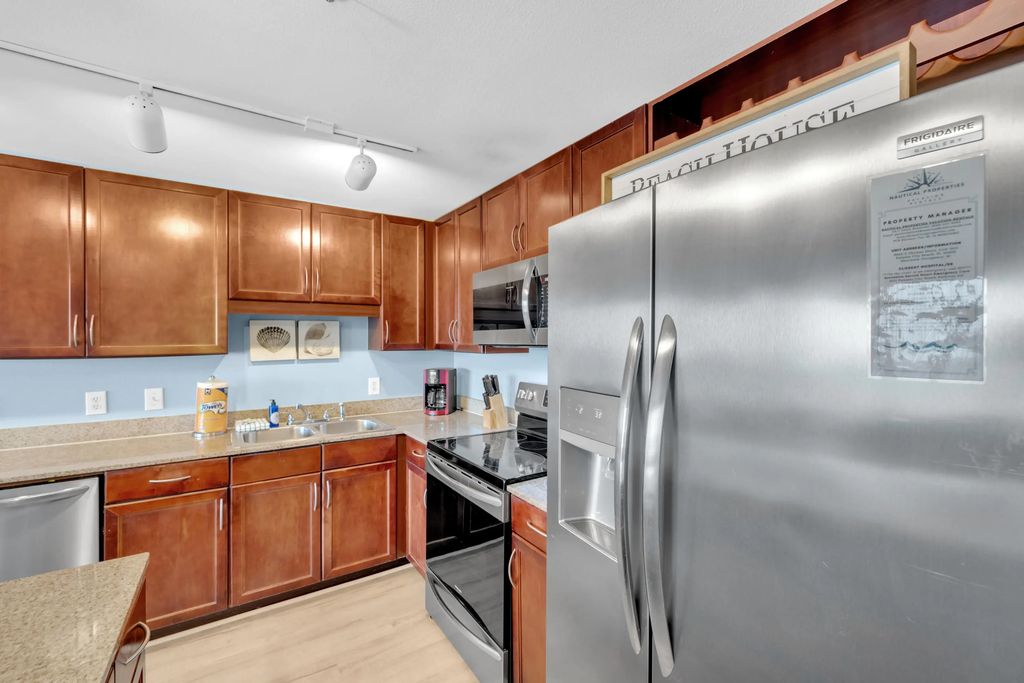 19 of 62 - 9860 S Thomas Drive 1612, Panama City Beach, FL