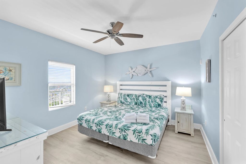 7 of 62 - 9860 S Thomas Drive 1612, Panama City Beach, FL