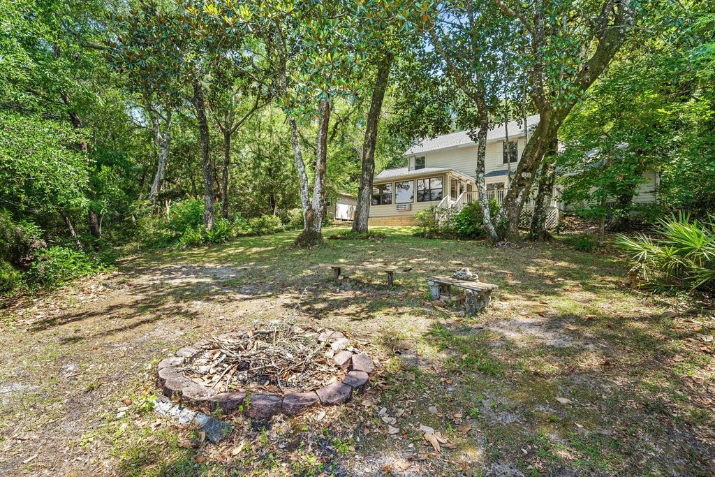 51 of 82 - 31 E Kathy Lane, Freeport, FL