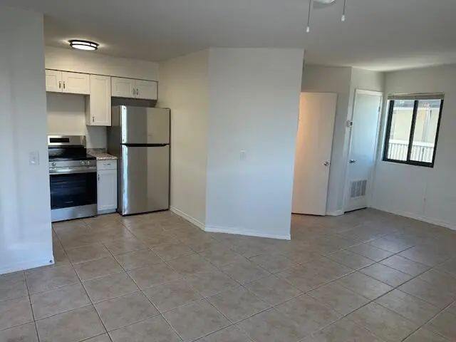Photo of Listing #1005123