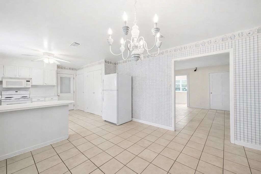 11 of 76 - 126 Buena Vista Avenue, Panama City Beach, FL