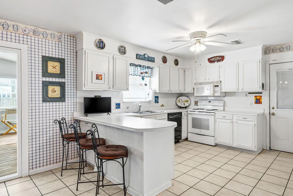38 of 76 - 126 Buena Vista Avenue, Panama City Beach, FL