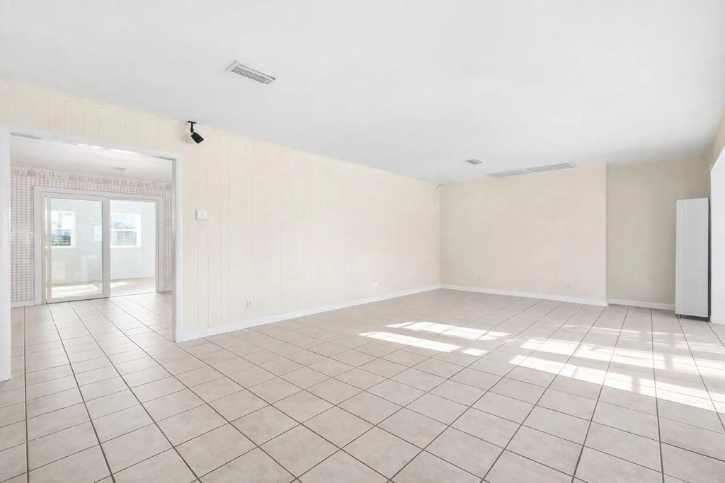 5 of 76 - 126 Buena Vista Avenue, Panama City Beach, FL