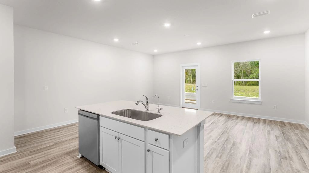 14 of 32 - 82 Stern Street, Freeport, FL