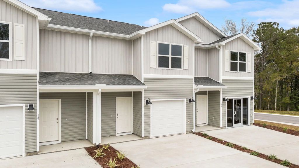 2 of 32 - 82 Stern Street, Freeport, FL