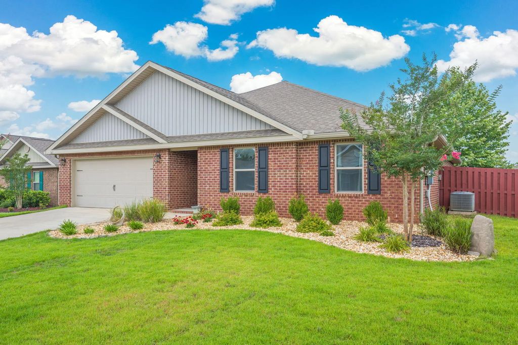 363 Merlin Court, Crestview