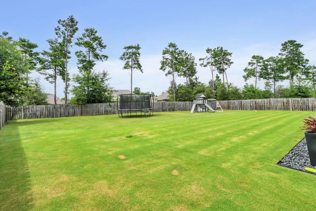 10 of 53 - 355 Mill Pond Cove, Freeport, FL