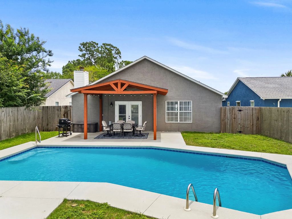 2 of 44 - 1608 Vecuna Circle, Panama City Beach, FL