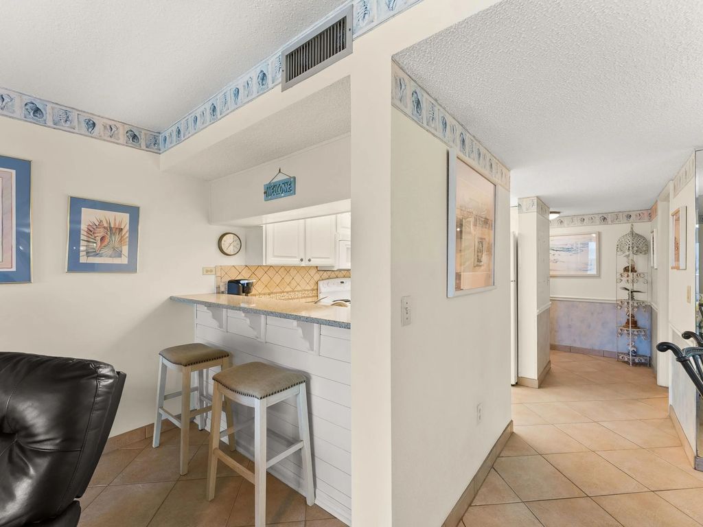 22 of 43 - 6213 Thomas Drive Unit 102, Panama City Beach, FL