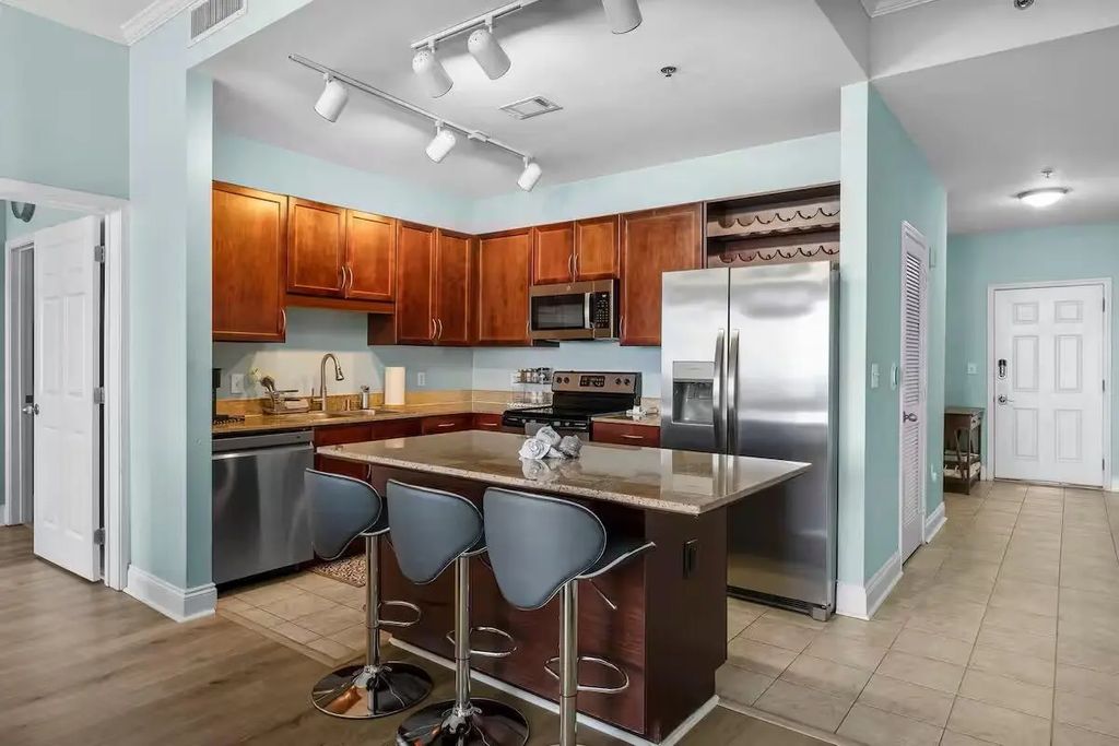 10 of 58 - 9860 S Thomas Drive Unit 2010, Panama City Beach, FL