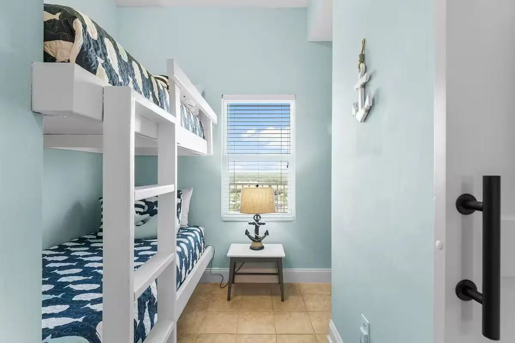 19 of 58 - 9860 S Thomas Drive Unit 2010, Panama City Beach, FL